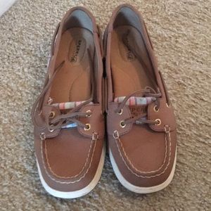 Sperry angelfish striped boat shoes